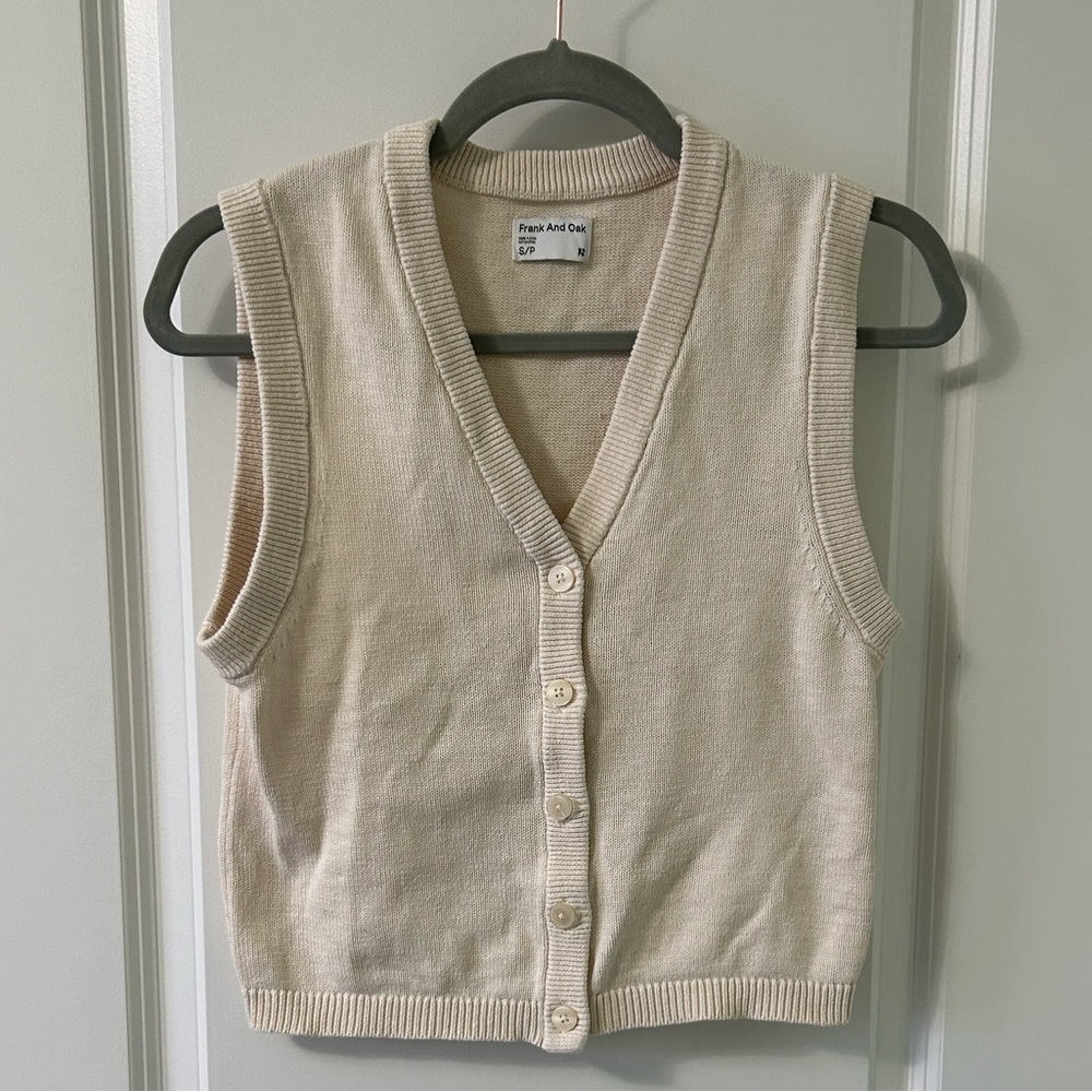 Frank & Oak Cream Sleeveless Knit Vest